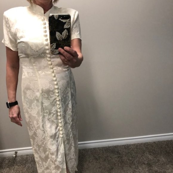 Dress - Picture 3 of 9